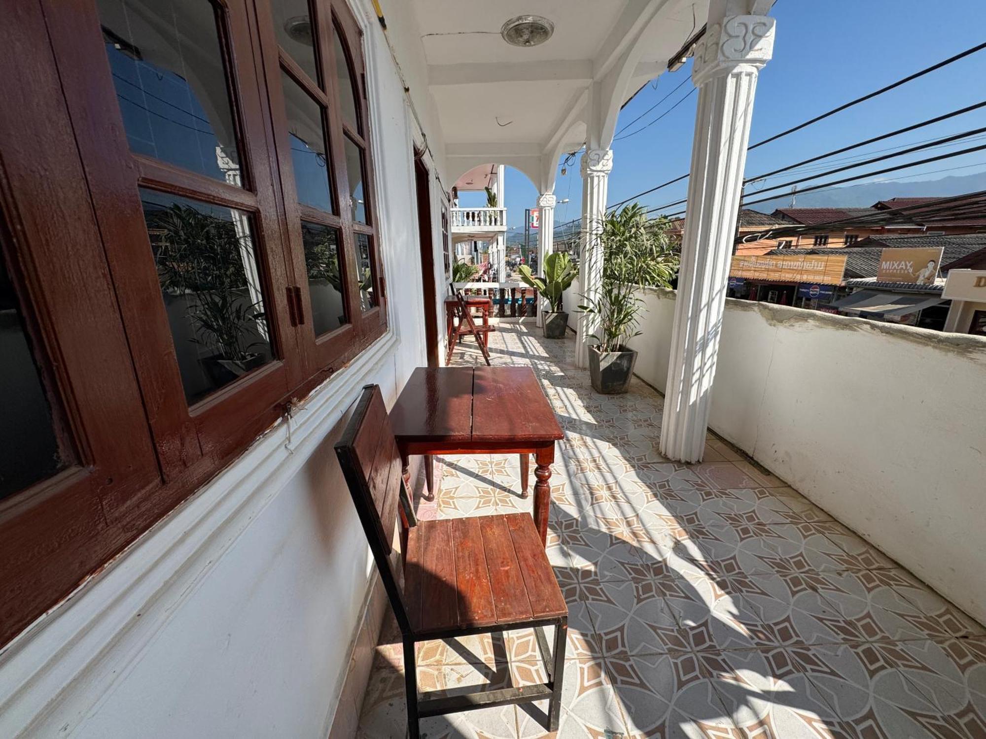 Vang Vieng Green Hotel Ngoại thất bức ảnh