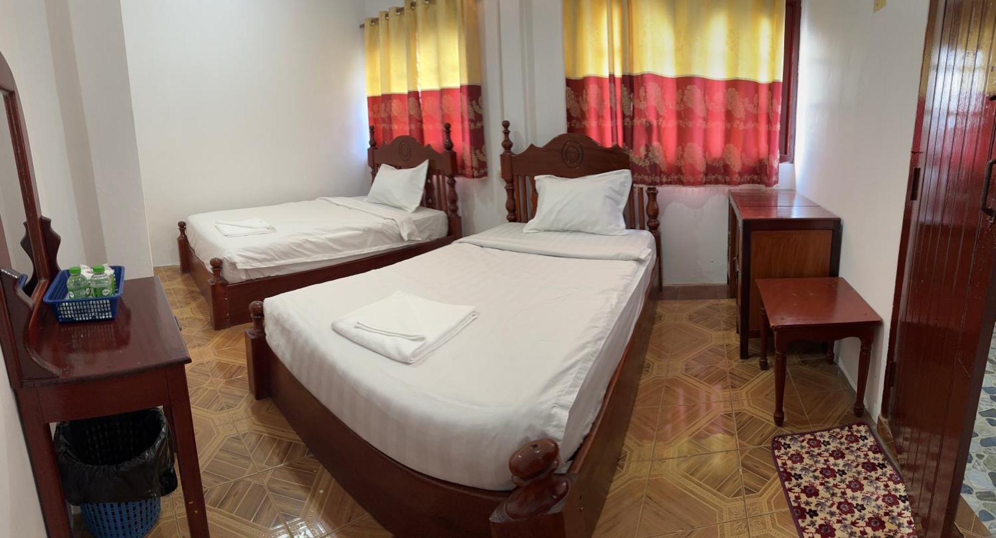 Vang Vieng Green Hotel Ngoại thất bức ảnh