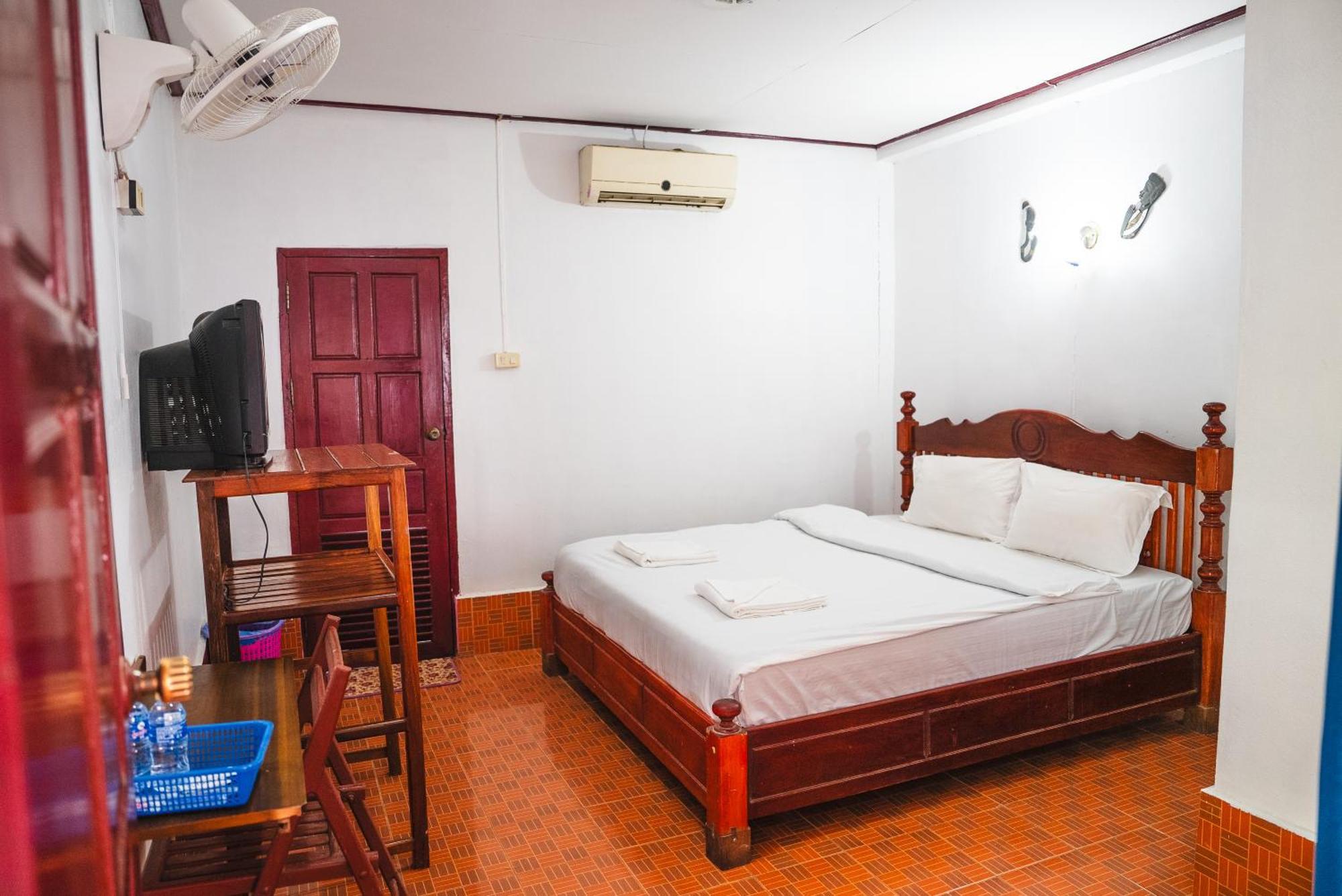 Vang Vieng Green Hotel Ngoại thất bức ảnh