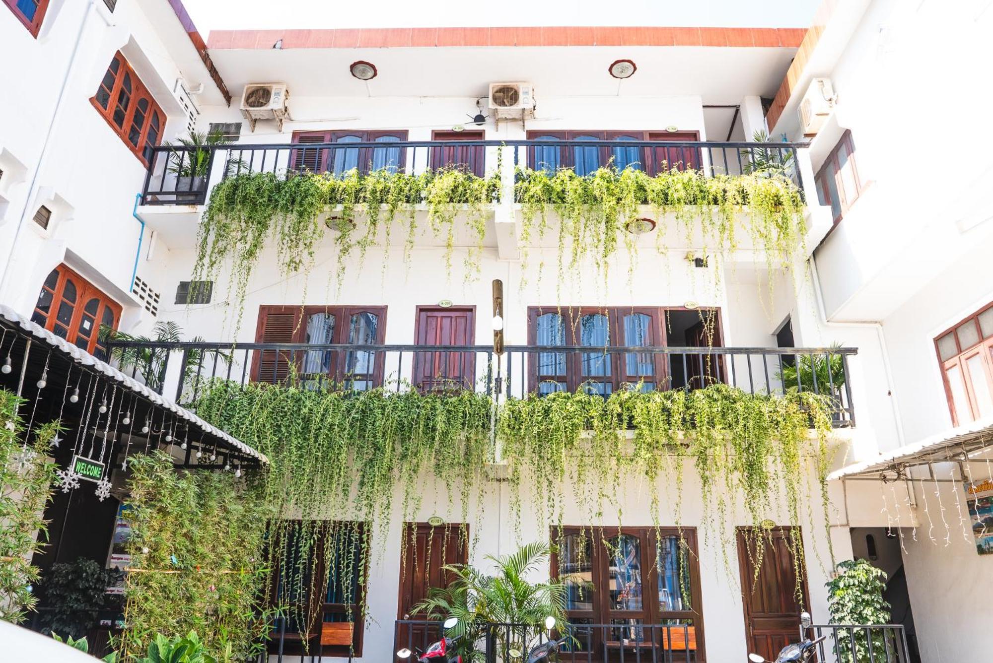 Vang Vieng Green Hotel Ngoại thất bức ảnh